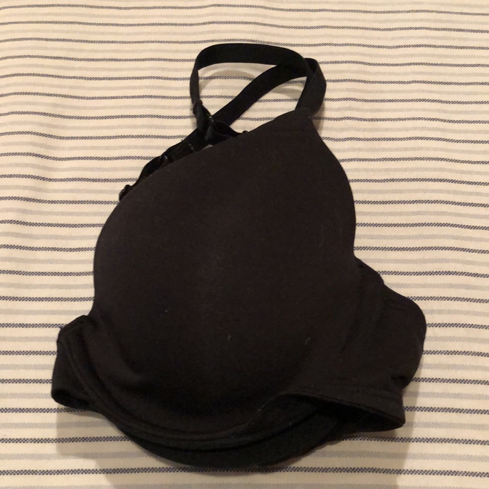3/$10 32B bras - Picture 2 of 4